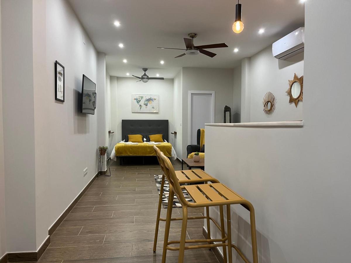Acogedor Apartamento En La Buhaira 塞维利亚 外观 照片